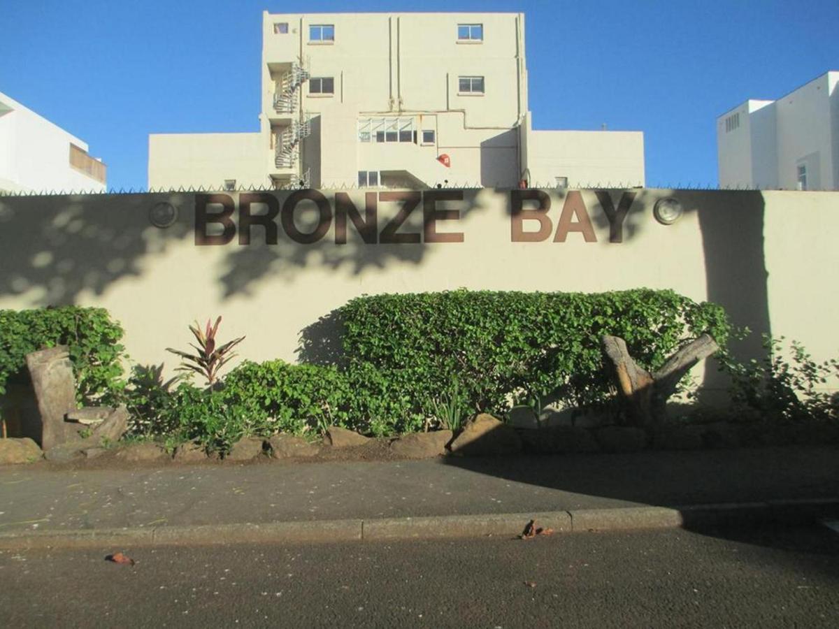 22 Bronze Bay - By Stay In Umhlanga Durban Bagian luar foto