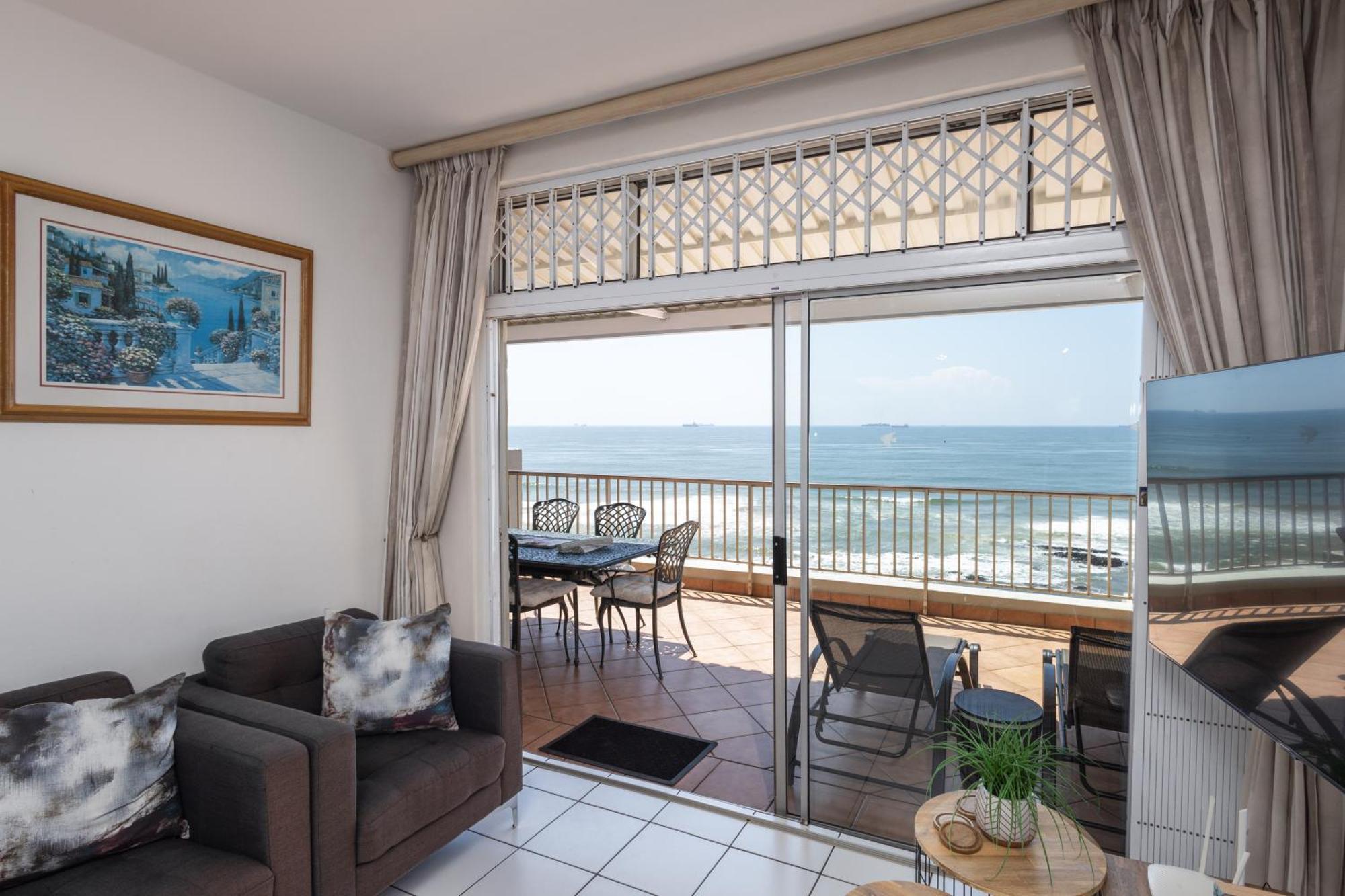 22 Bronze Bay - By Stay In Umhlanga Durban Bagian luar foto
