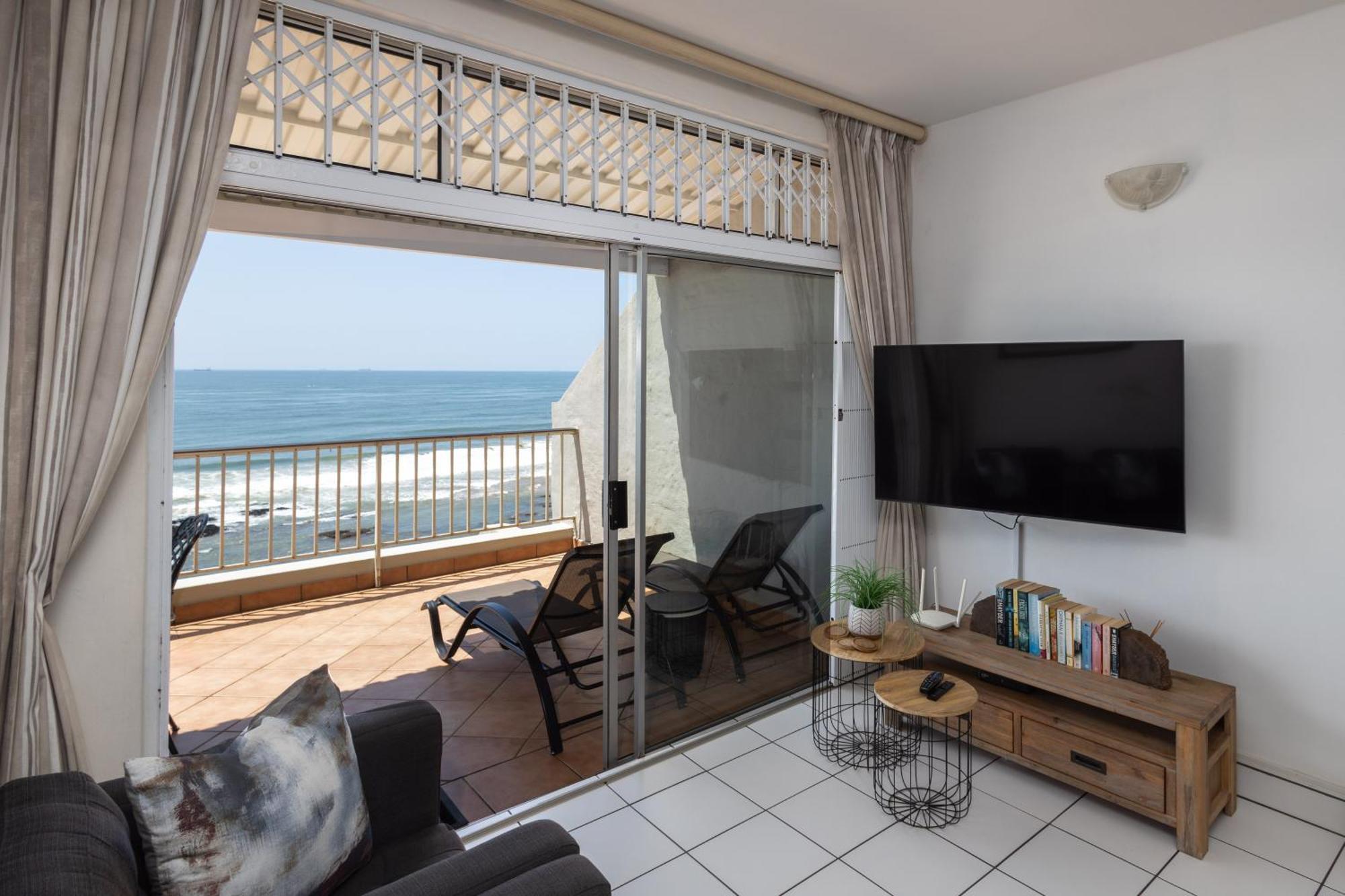 22 Bronze Bay - By Stay In Umhlanga Durban Bagian luar foto